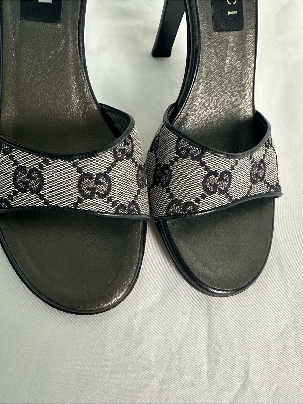 Vintage Gucci GG Monogram Canvas Heeled Mules Slides Black 6.5B Made in Italy - Picture 2 of 14